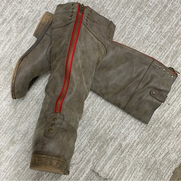 Madden Girl Capiitol Riding Boots - Picture 12 of 13